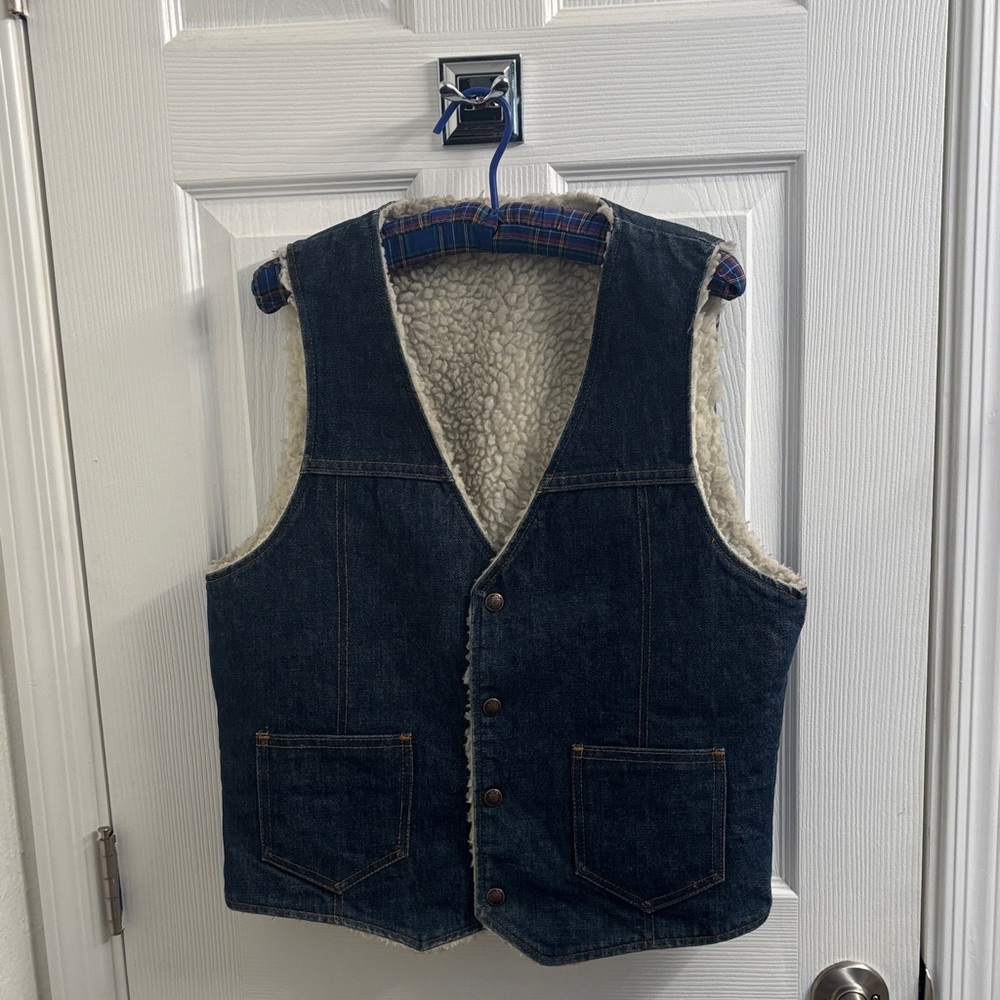 Vintage Dark Denim Sherpa Vest - Sweet Buttons - Size Medium Unisex